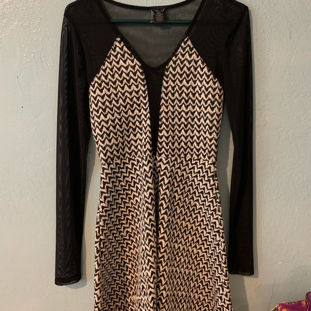 Black and White long sleeve dress